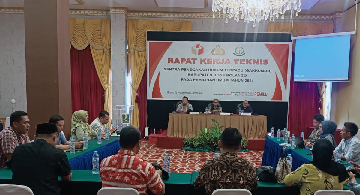 SENTRA GAKKUMDU BONEBOL GELAR RAPAT KERJA TEKNIS PENANGANAN TINDAK PIDANA PADA PEMILU 2024