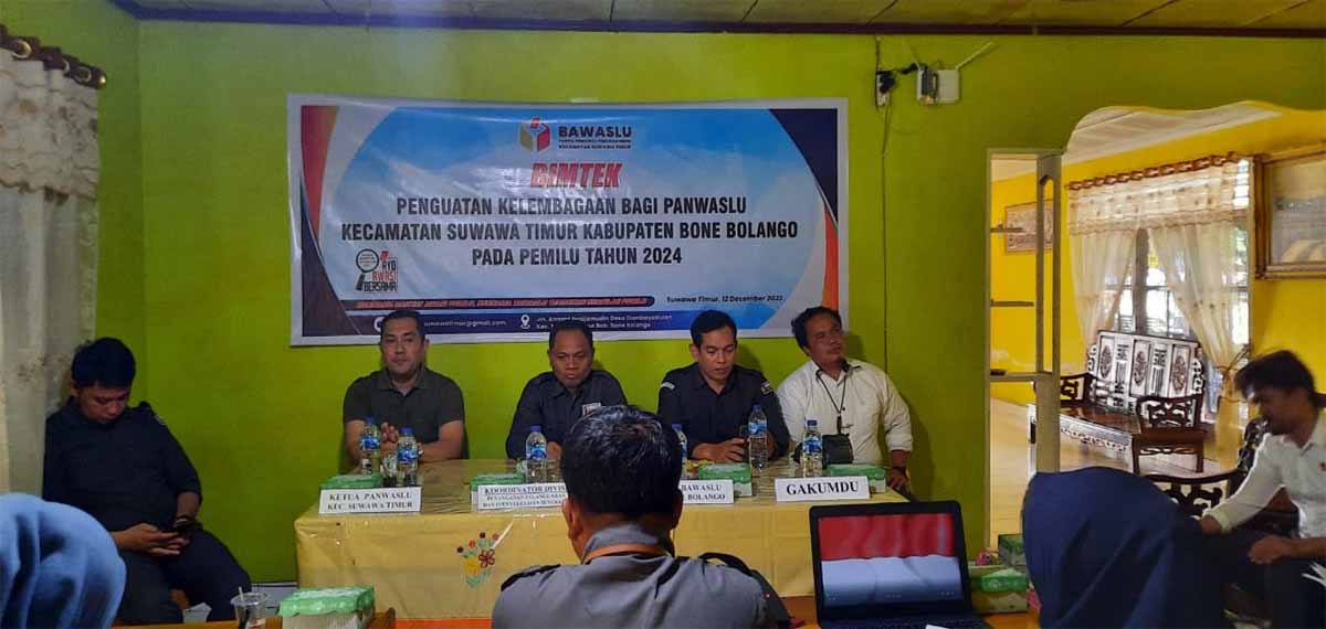 SENTRA GAKKUMDU BAWASLU BONE BOLANGO LAKUKAN PEMBINAAN SECARA MARATHON KEPADA PANWASLU DI 18 KECAMATAN