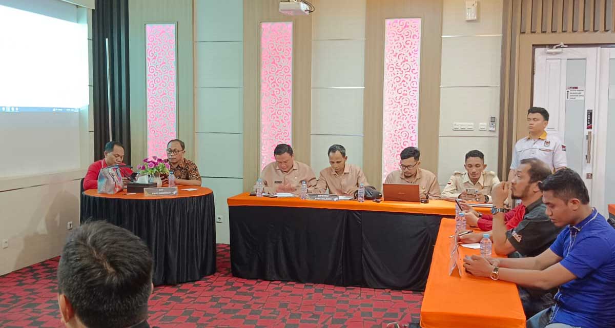 HADIRI RAPAT PLENO TERBUKA DPS-HP TINGKAT KABUPATEN BONE BOLANGO, BAWASLU BONE BOLANGO AWASI JALANNYA RAPAT PLENO