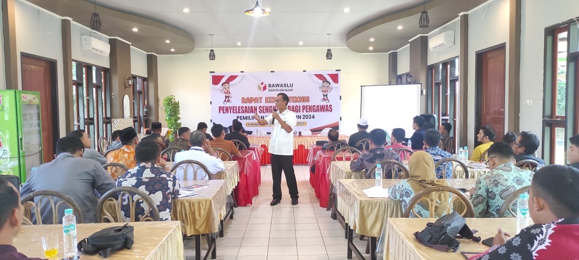 HADIRKAN KETUA PTUN GORONTALO, SUTIYONO BEKALI PANWASCAM TENTANG TEKNIK MEDIASI