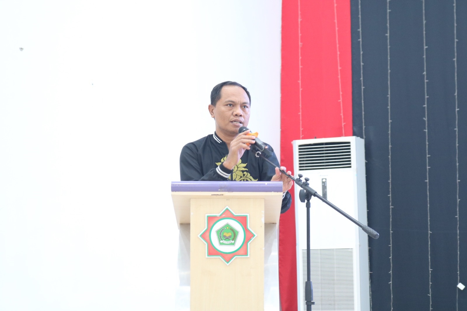 Gelar Pelatihan Kepada Parpol, Alti Mohamad; Sampaikan Tugas dan Kewenangan serta Larangan Buat Saksi-Saksi Parpol Jelang Tahapan Pungut Hitung