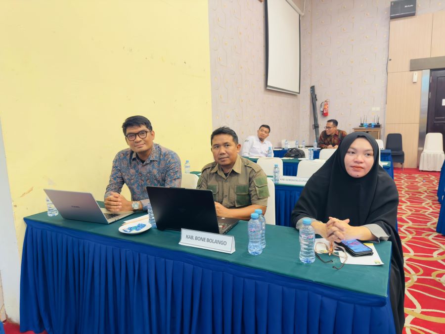 Hadir dalam Bimtek PPID, Yulianti, Langkah Dalam Peningkatan Layanan Informasi serta Persiapan Sengketa Informasi