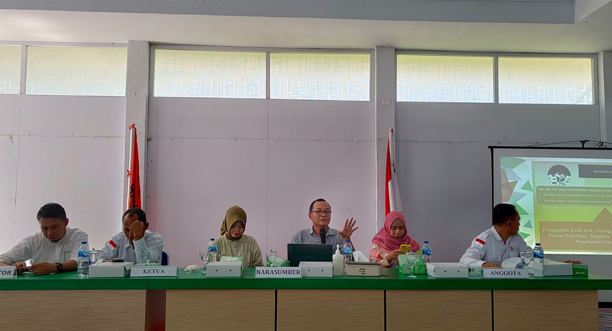 BAWASLU BONEBOL GELAR KEGIATAN FASILITASI DAN PEMBINAAN PENYELESAIAN SENGKETA