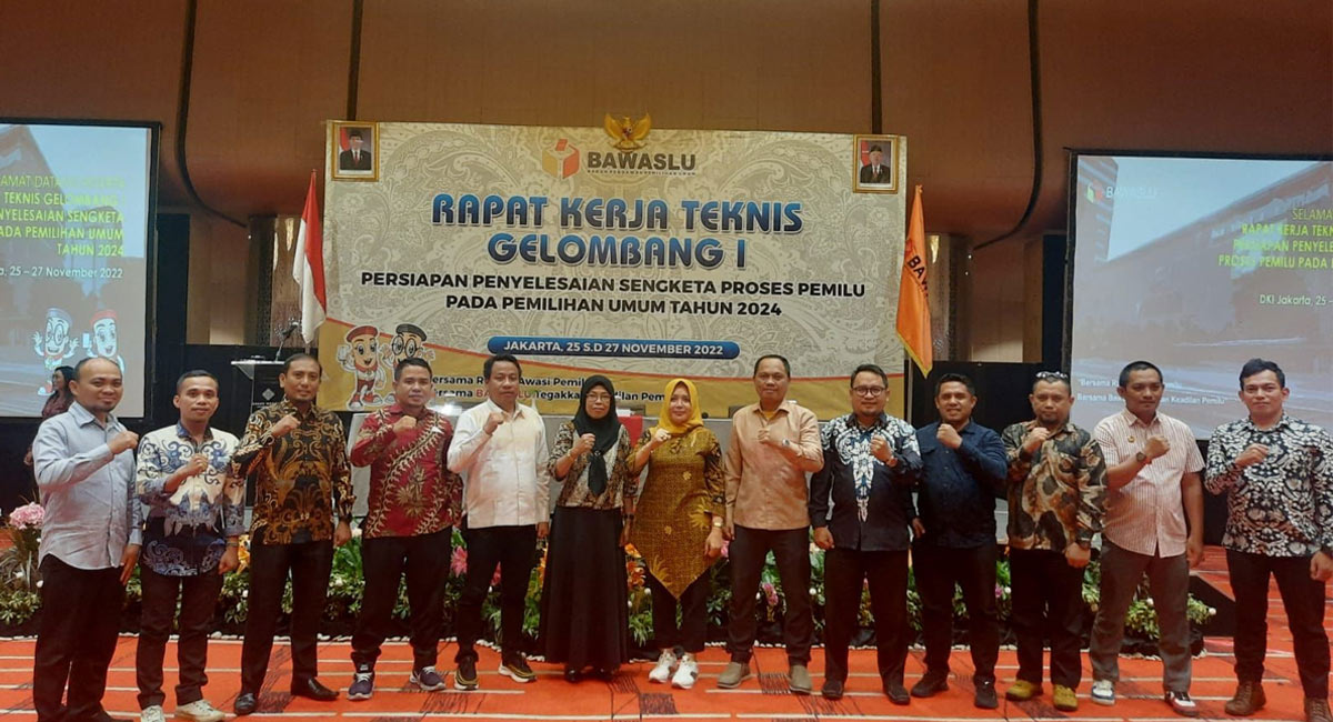BAWASLU BONEBOL HADIRI RAKERNIS PERSIAPAN PENYELESAIAN SENGKETA PADA PEMILU 2024
