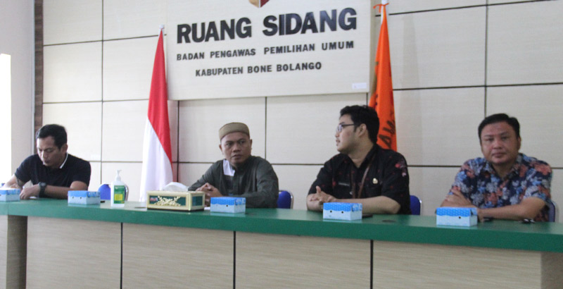 BAWASLU BONE BOLANGO GELAR RAPAT PENINGKATAN PENGELOLAAN JDIH