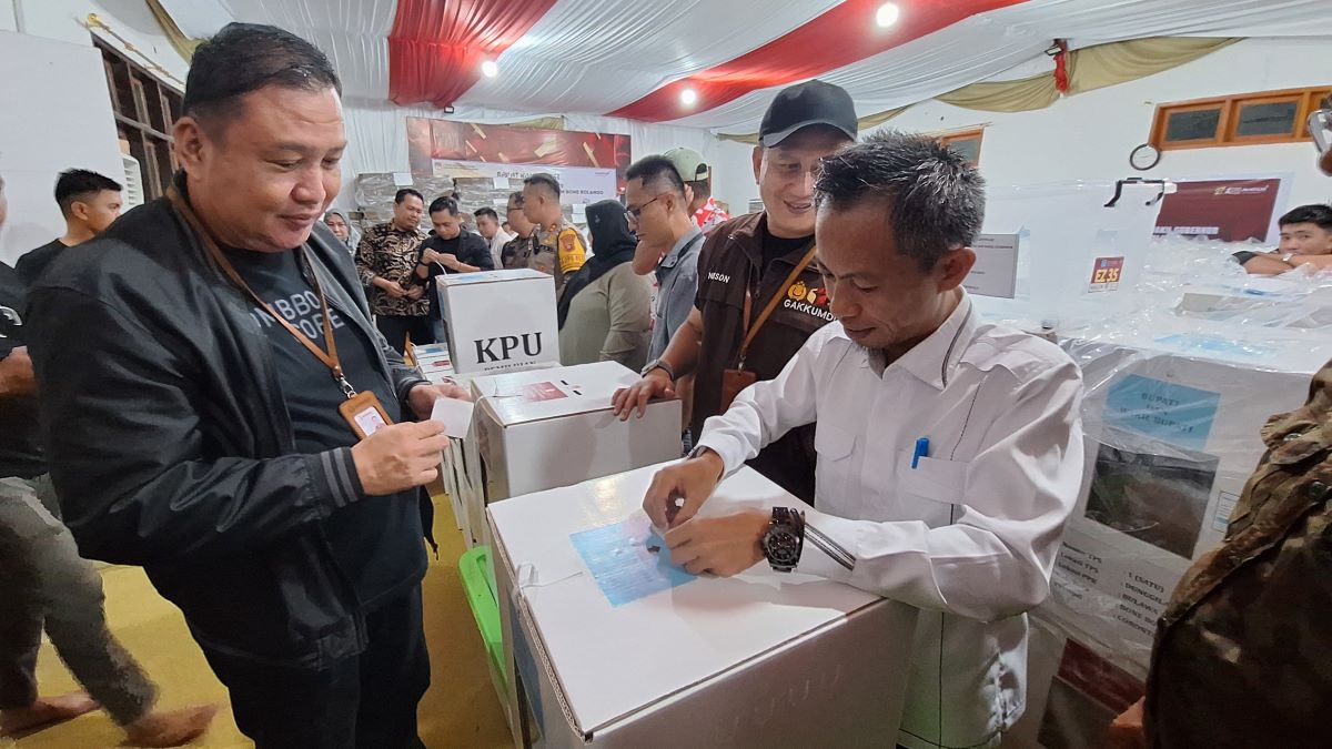 Distibusi KOtak Suara