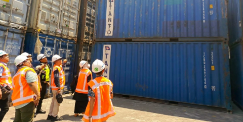 pengawasan logistik