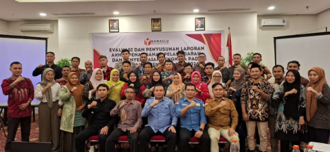 evaluasi penyusunan laporan akhir