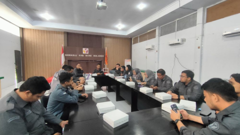 rapat pleno