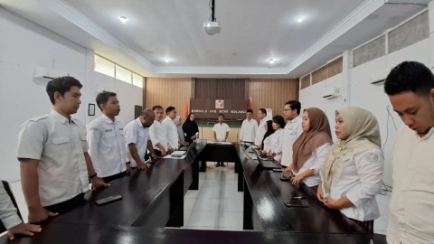 rapat pleno