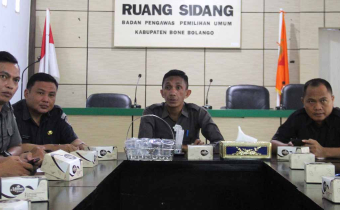BAWASLU BONE BOLANGO GELAR RAPAT PEMBAHASAN PEERATURAN DAN KAJIAN BAWASLU PERSIAPAN PENANGANAN PELANGGARAN PADA PEMILIHAN SERENTAK 2024