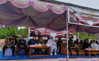 KETUA BAWASLU BONE BOLANGO HADIRI PERINGATAN HUT BHAYANGKARA KE-76 DI POLRES BONE BOLANGO