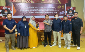 Yuyun Awasi Ketat Pencermatan Rancangan DCT di KPU Bone Bolango