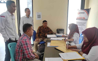 FAHRI: ANTUSIAS MASYARAKAT TERLIHAT DIHARI PERTAMA PENDAFTARAN CALON ANGGOTA PANWAS KECAMATAN DI KABUPATEN BONE BOLANGO