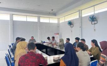 BAHAS EVALUASI ANGGARAN DAN RENCANA AKSI KEGIATAN, ARKAN GELAR RAPAT INTERAL SEKRETARIAT